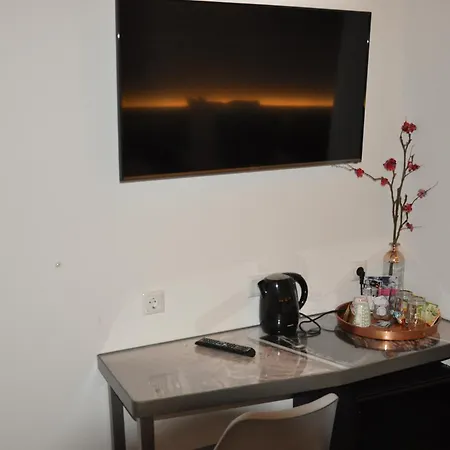 Otel Rauw Aan De Kade