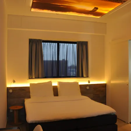 Hotel Rauw Aan De Kade 3*