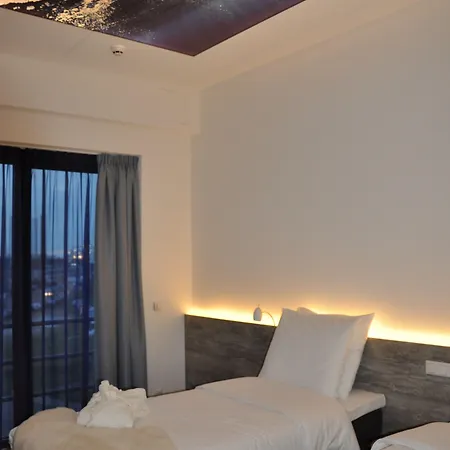 Hotel Rauw Aan De Kade 3*