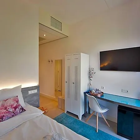 Hotel Rauw Aan De Kade IJmuiden
