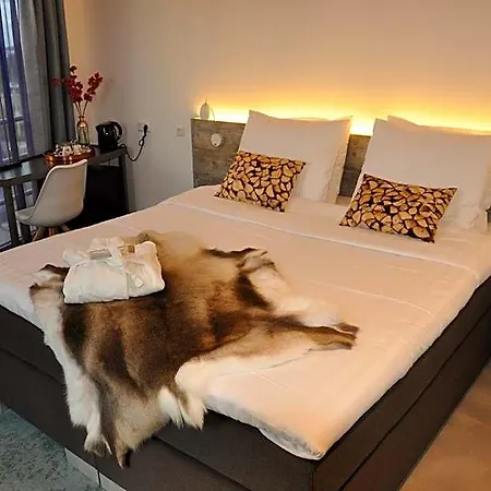 Hotel Rauw Aan De Kade