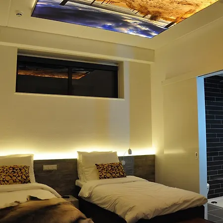 Hotel Rauw Aan De Kade