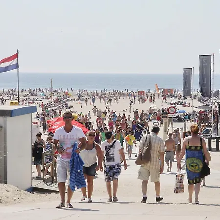 호텔 Rauw Aan De Kade 3*