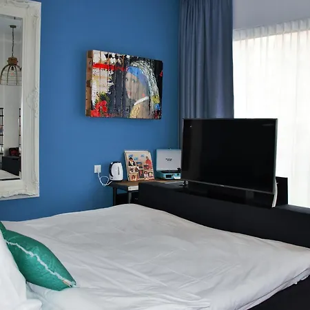 Rauw Aan De Kade Hotel 3*