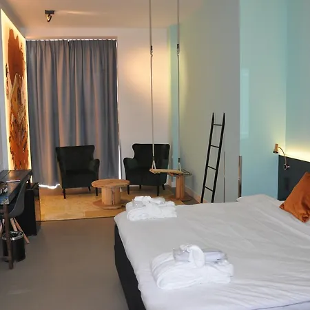 Rauw Aan De Kade Hotel